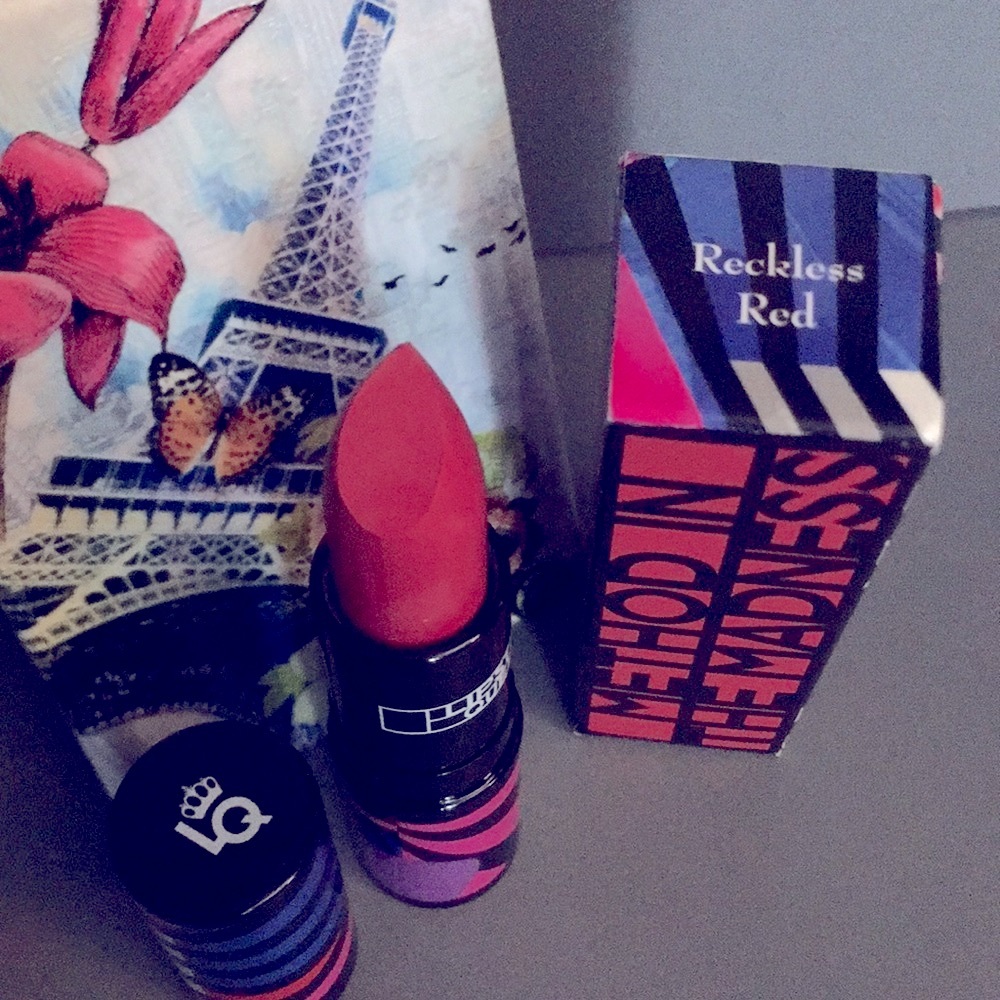 New ⬇️ 2/$25 Listing - 💋 Lipstick Queen Rich Hydrating Reckless Red Lipstick